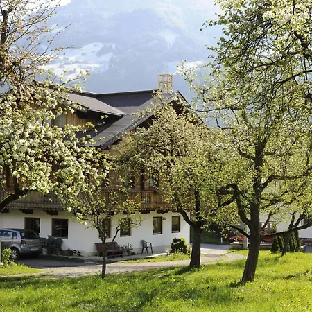 Oberstockachhof * شفينداو
