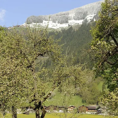 Oberstockachhof アパート シュヴェンダウ