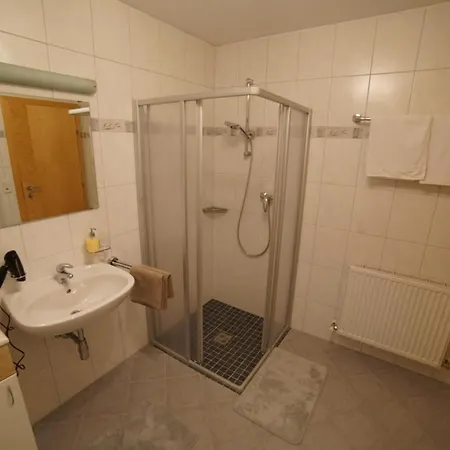 Oberstockachhof Apartmán *