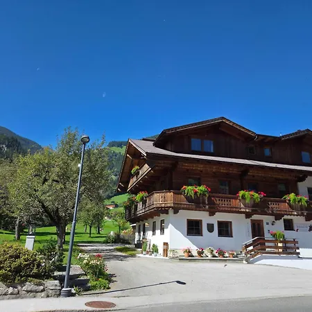 Oberstockachhof * Schwendau